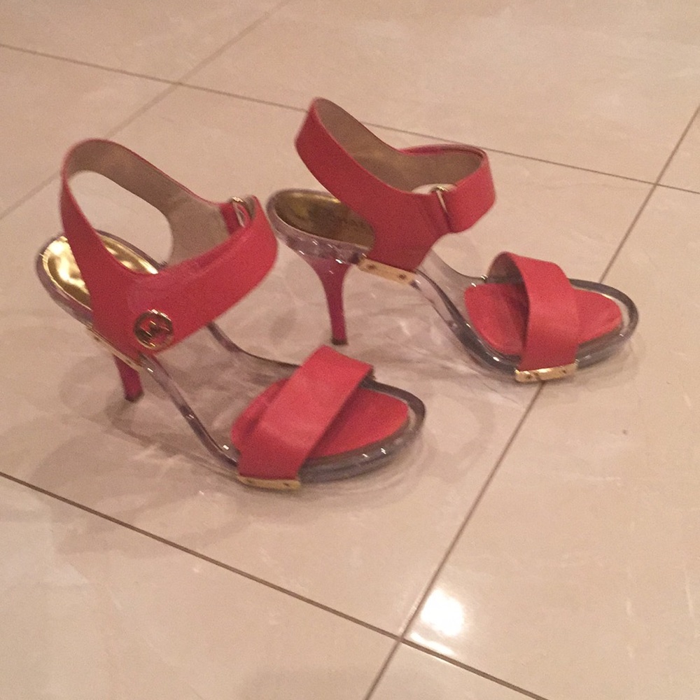 Michael Kors heels 👠